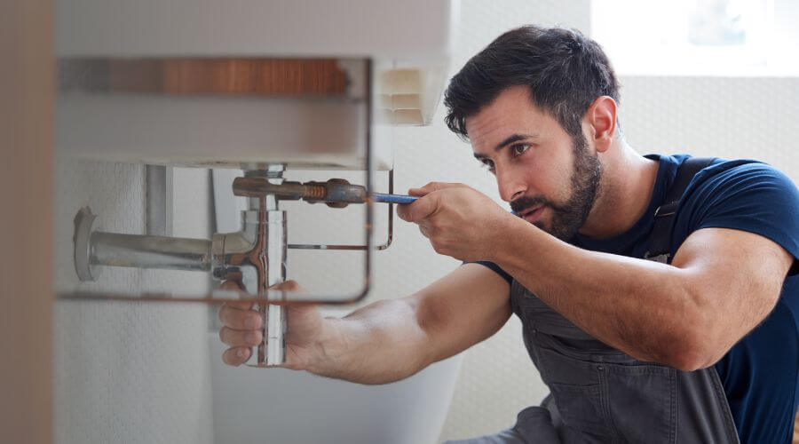 Expert burst pipe repair services in Omar, WV